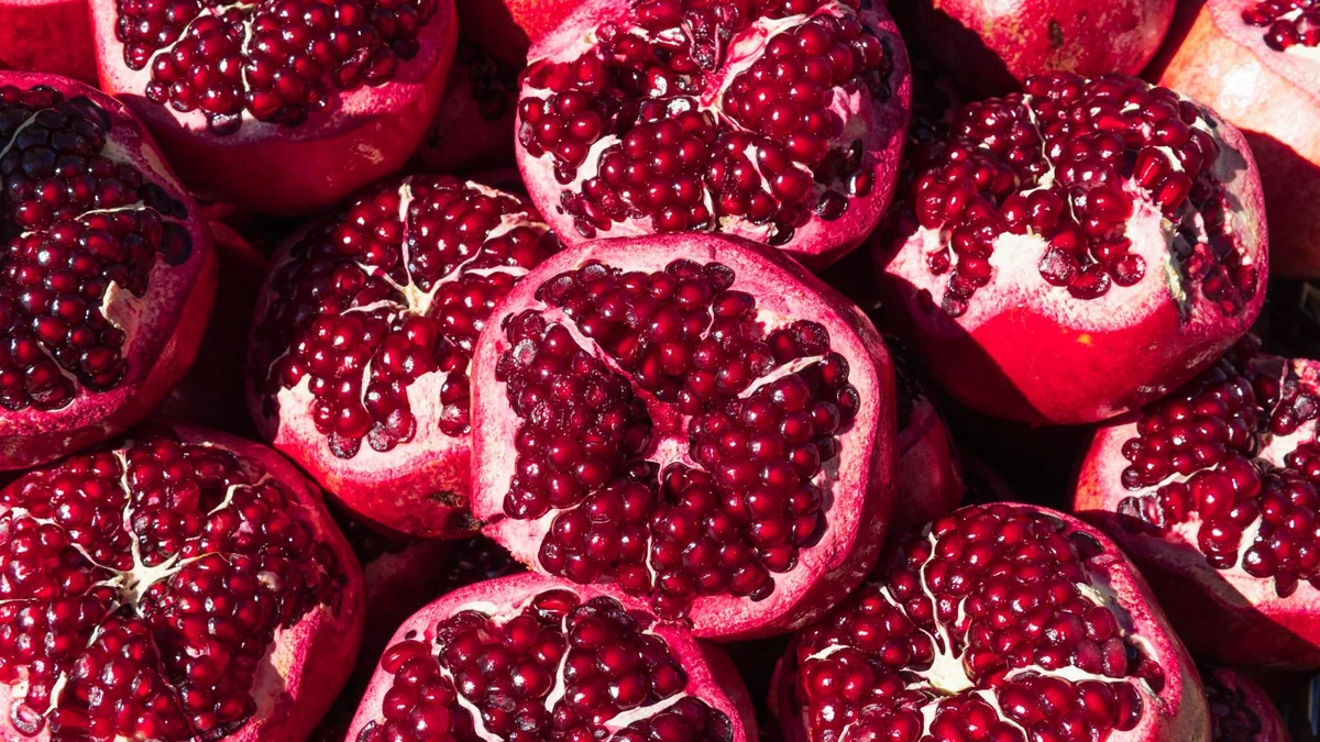 Fresh Indian Pomegranate for Export - Bhagwa Variety